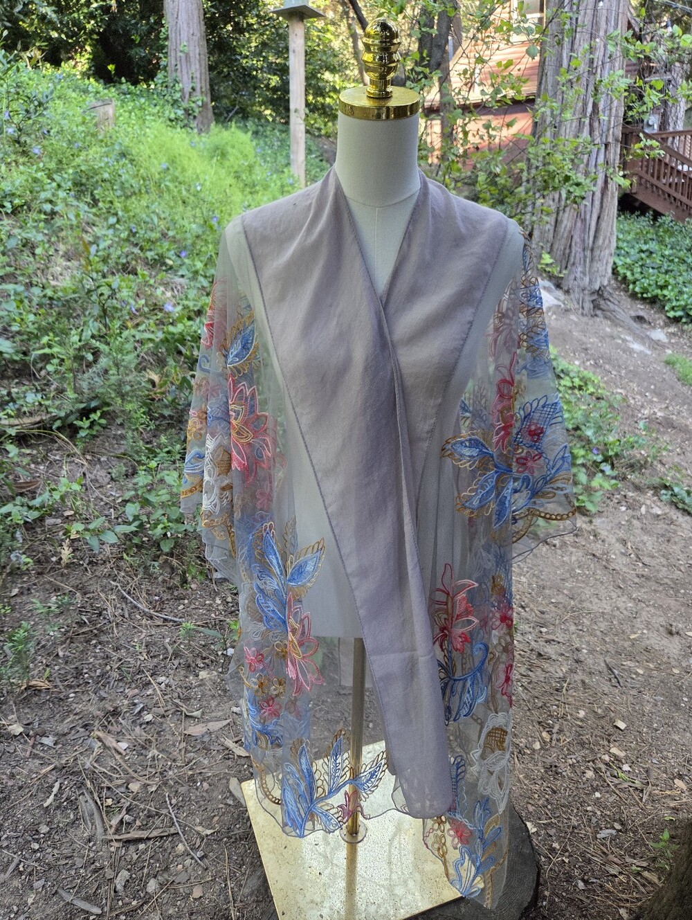 Do‎ Everything In Love Embroidered Flower Sheer Cover Up Kimomo